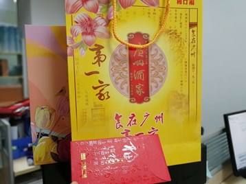 Viering van het Midherfstfestival en de Nationale Dag