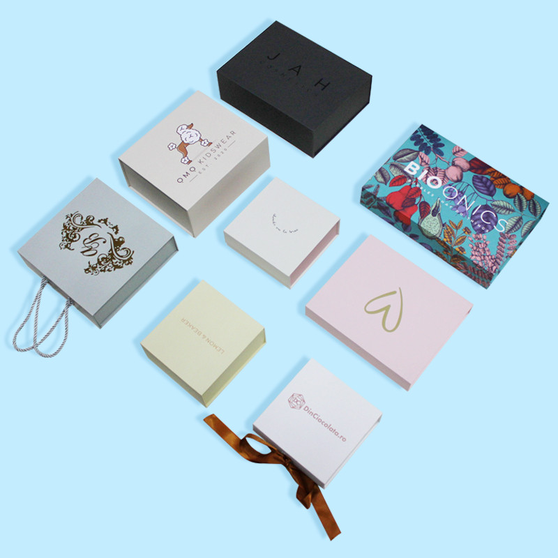Opvouwbare geschenkdozen